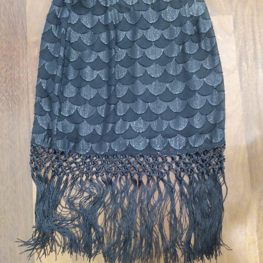 Black midi skirt with fringes size medium Akira red label chicago